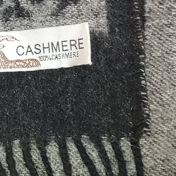 Black and Grey Soft 100% cashmere shawl - Picture 9 of 9